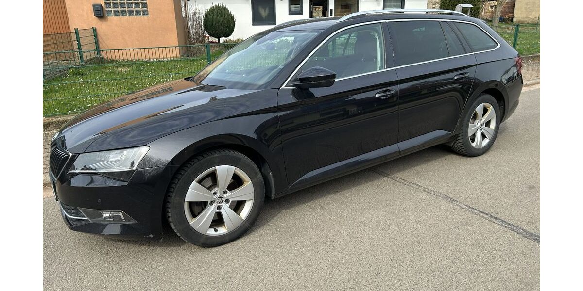 Skoda Superb 174.000 km 15.400 &euro; Winnweiler 67722