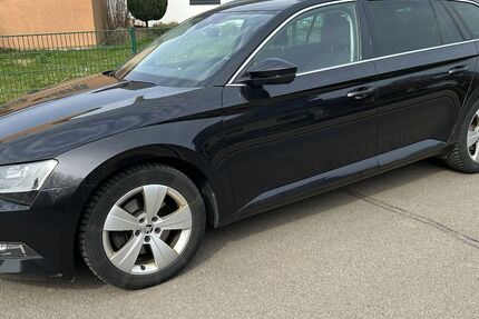 Skoda Superb 174.000 km 15.700 &euro; Winnweiler 67722