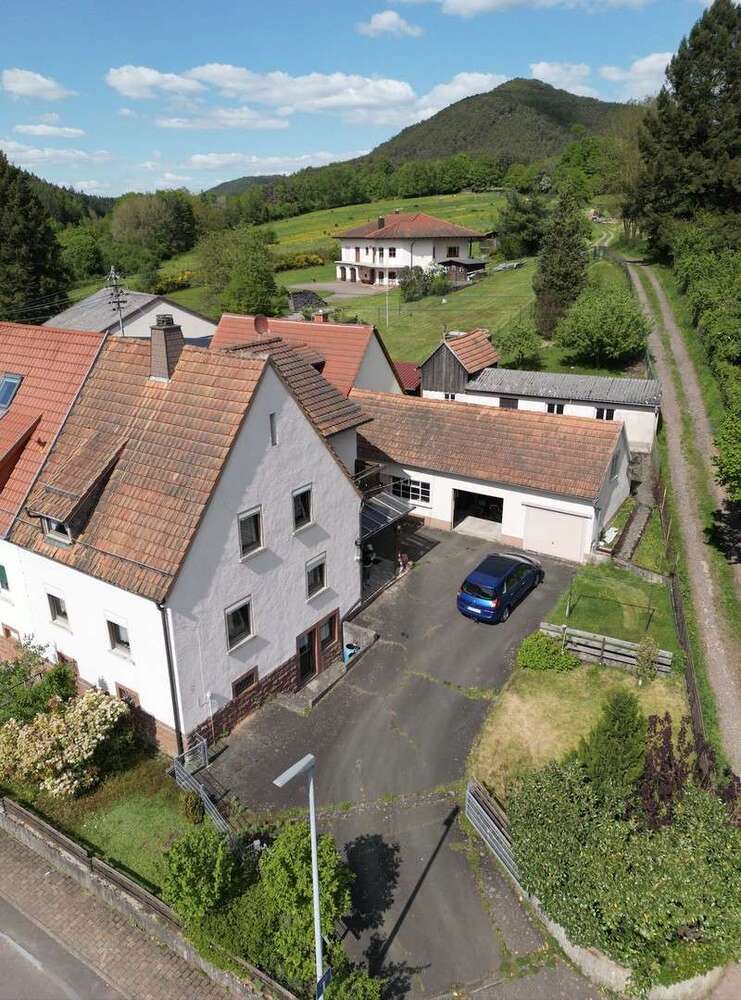 Haus zum Kaufen in Schindhard 220.000 € 111 m²