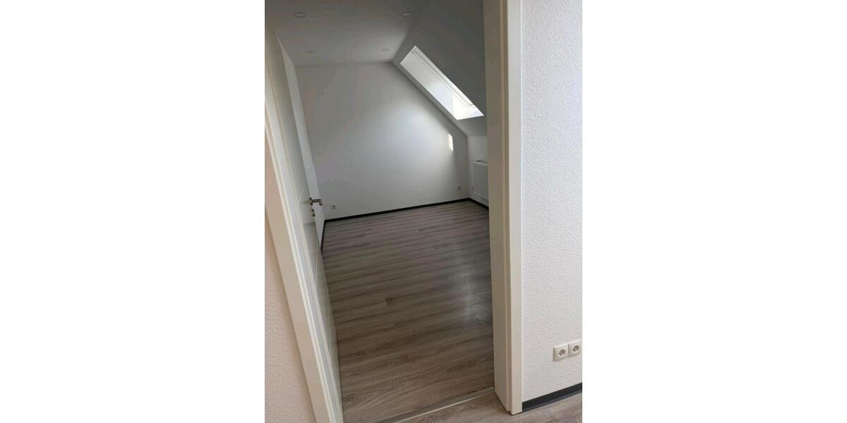 Etagenwohnung Kaiserslautern - 3 Zimmer, 70 m&sup2;, 600&euro; | Angebot:26455595