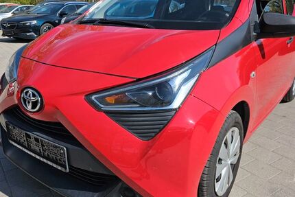 Toyota Aygo (X) 38.376 km 8.450 &euro; Lachen-Speyerdorf 67435