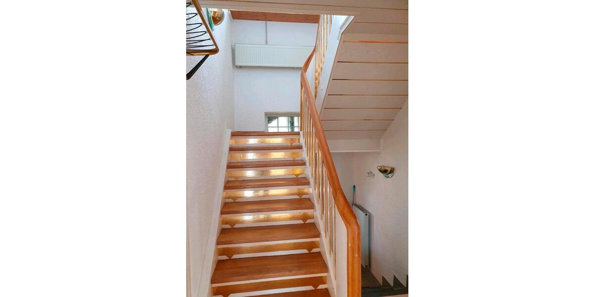 Einfamilienhaus Steinwenden - 6 Zimmer, 180 m&sup2;, 1.650&euro; | Angebot:25137359