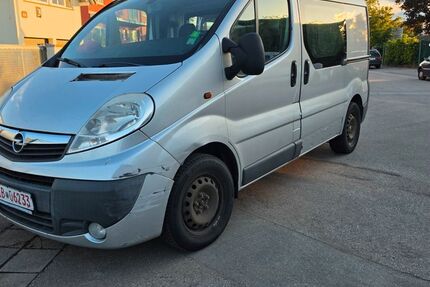 Opel Vivaro 410.000 km 2.499 &euro; Bad Dürkheim 67098