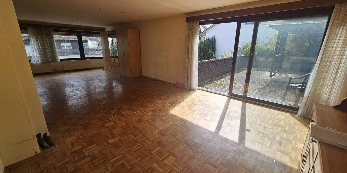Mehrfamilienhaus, Wohnhaus Kaiserslautern Innenstadt - 5 Zimmer, 210 m&sup2;, 243.000&euro; | Angebot:26161159