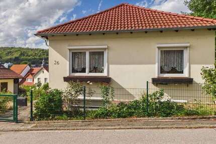 Haus Rockenhausen - 4 Zimmer, 111 m&sup2;, 149.000&euro; | Angebot:27677259