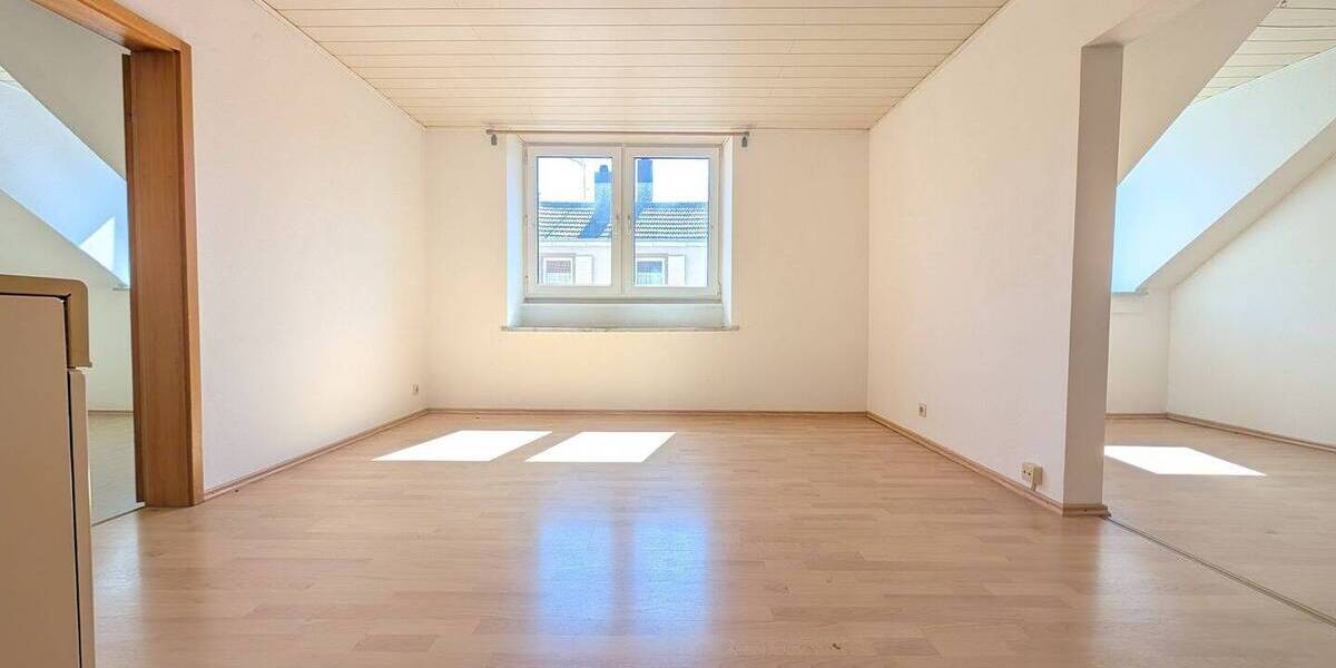 Mehrfamilienhaus, Wohnhaus Kaiserslautern Innenstadt - 9 Zimmer, 202 m&sup2;, 285.000&euro; | Angebot:26309369