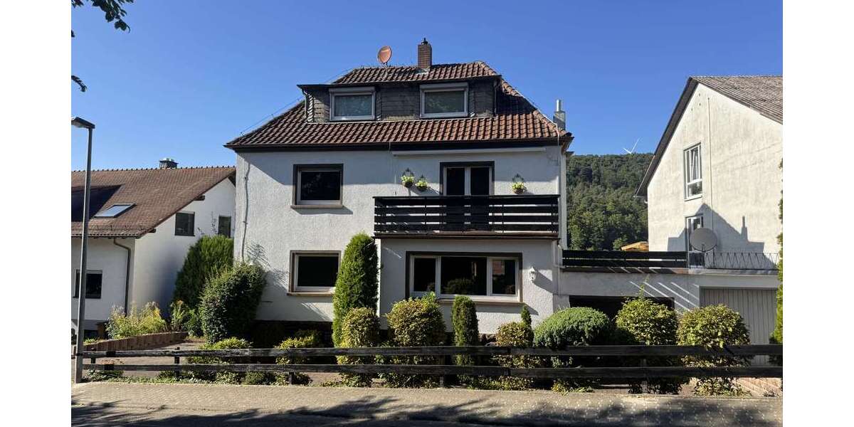 Haus zum Kaufen in Waldfischbach-Burgalben 259.000 € 230 m² 9 zimmer