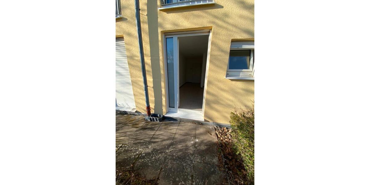 Erdgeschoßwohnung Kaiserslautern - 1 Zimmer, 23 m&sup2;, 330&euro; | Angebot:26534977