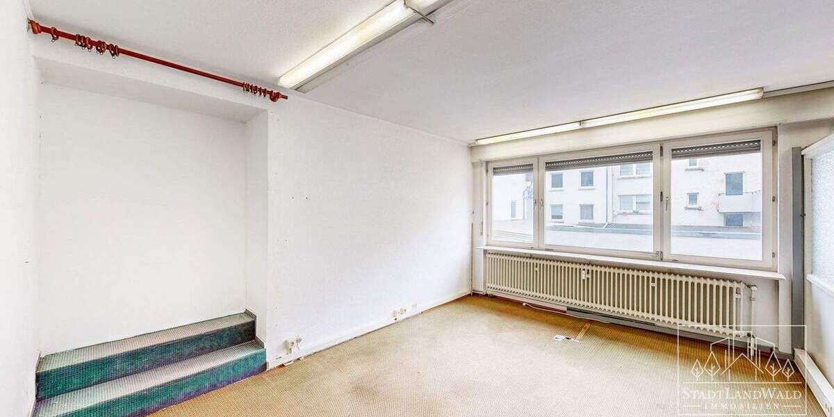 Gewerbeobjekt Pirmasens Innenstadt - 6 Zimmer, 275 m&sup2;, 2.500&euro; | Angebot:23733652
