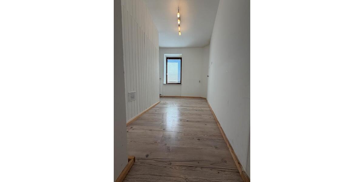 Einfamilienhaus Katzweiler - 5 Zimmer, 193 m&sup2;, 1.400&euro; | Angebot:26705276