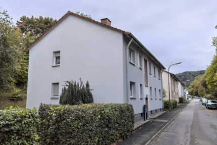 Haus Landstuhl - 16 Zimmer, 215 m&sup2;, 280.000&euro; | Angebot:27346855
