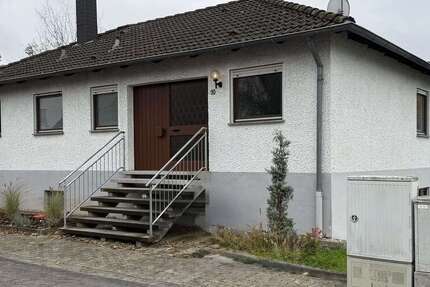 Haus zum Kaufen in Bruchmühlbach-Miesau 470.000 € 211 m² 7 zimmer