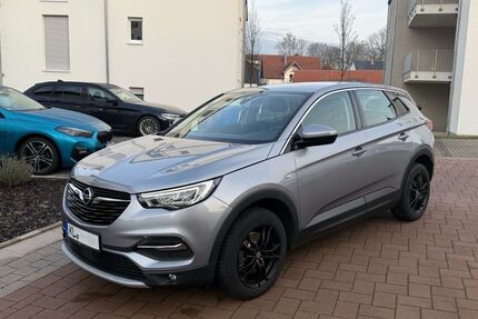 Opel Grandland (X) 70.720 km 15.250 &euro; Kaiserslautern 67657
