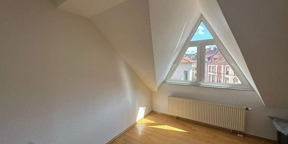 Etagenwohnung Kaiserslautern Innenstadt - 3 Zimmer, 80 m&sup2;, 720&euro; | Angebot:25800235
