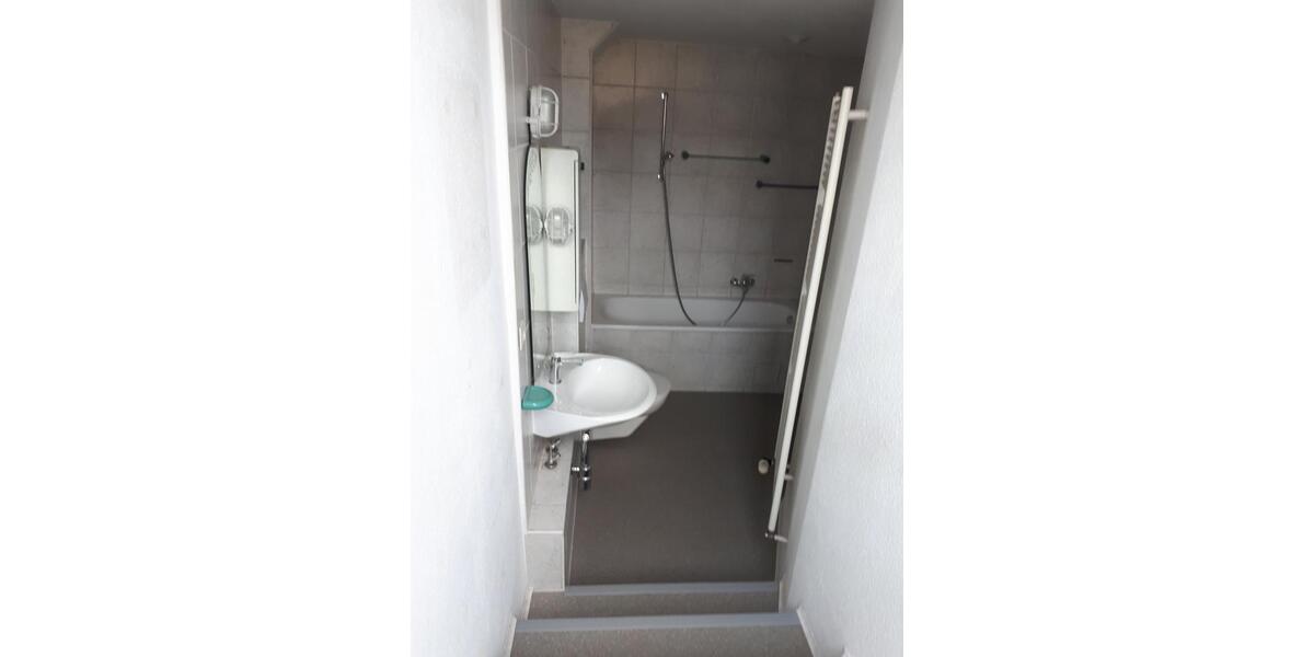 Etagenwohnung Kaiserslautern Bahnheim - 4 Zimmer, 84 m&sup2;, 850&euro; | Angebot:26489719