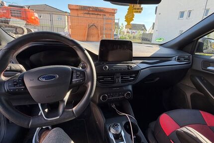 Ford Focus 128.000 km 13.000 &euro; Kaiserslautern 67656