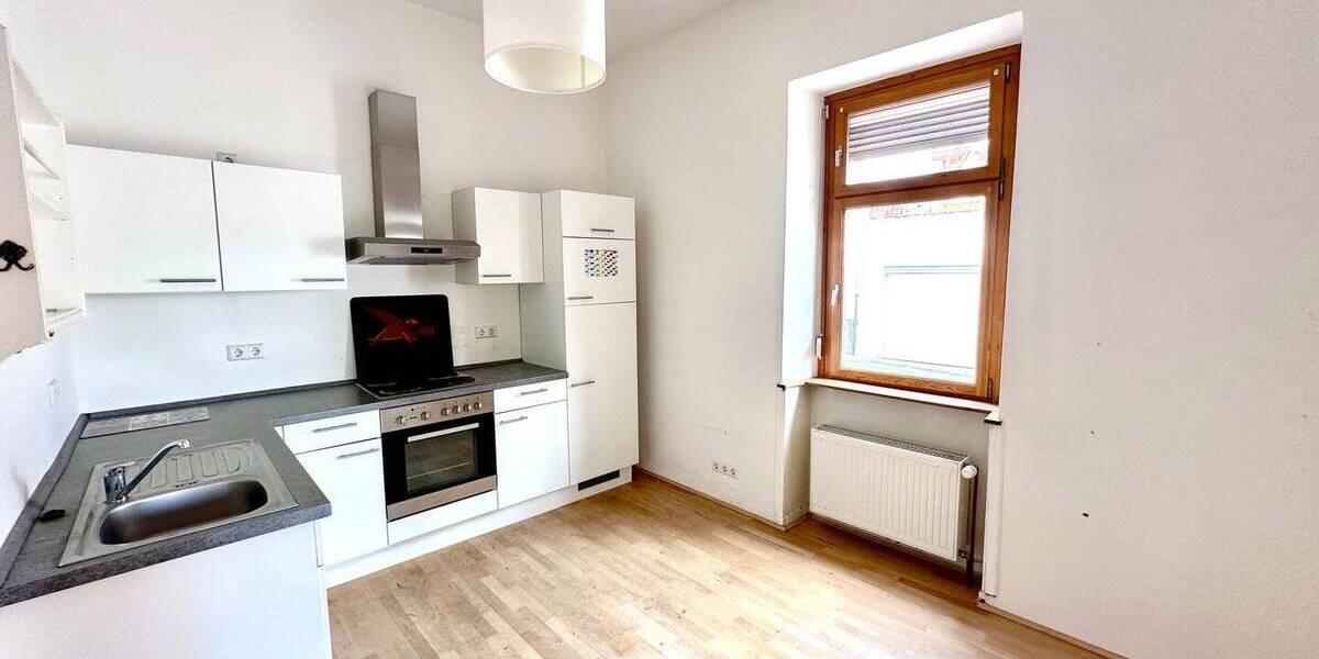 Mehrfamilienhaus, Wohnhaus Kaiserslautern Innenstadt - 7 Zimmer, 182 m&sup2;, 375.000&euro; | Angebot:26786844
