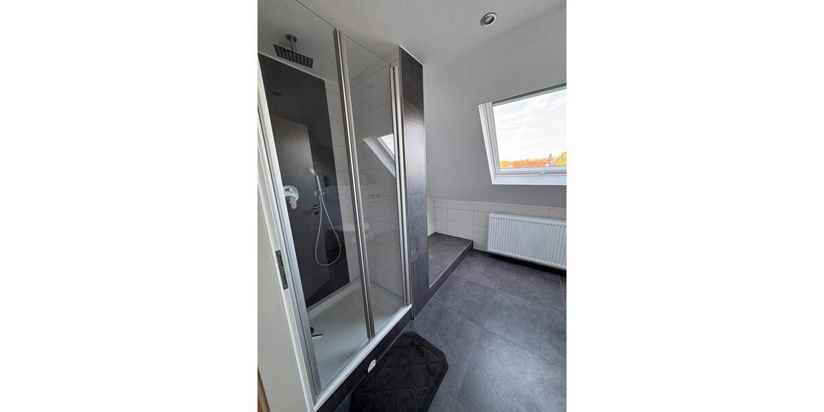 Dachgeschoßwohnung Mackenbach - 2 Zimmer, 67 m&sup2;, 900&euro; | Angebot:26271418