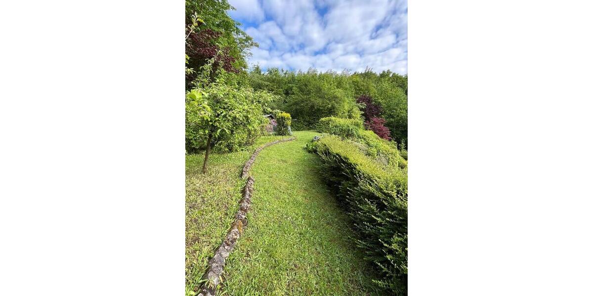 Doppelhaushälfte Pirmasens - 6 Zimmer, 180 m&sup2;, 210.000&euro; | Angebot:26565952
