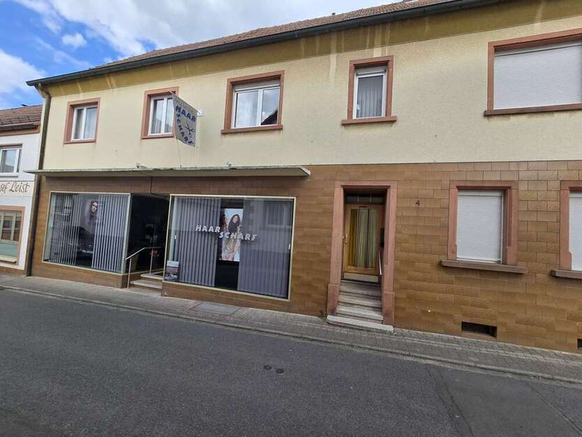 Haus zum Kaufen in Enkenbach-Alsenborn 280.000 € 200 m²