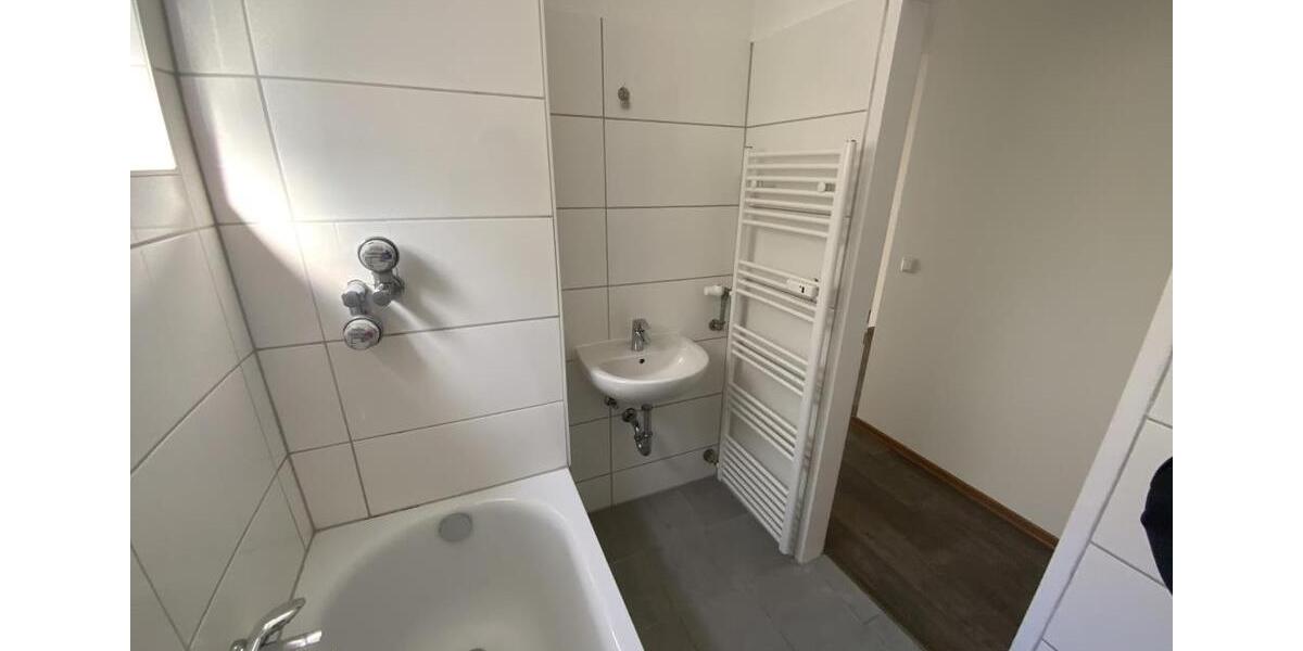 Etagenwohnung Bad Dürkheim - 4 Zimmer, 89 m&sup2;, 759&euro; | Angebot:24982801