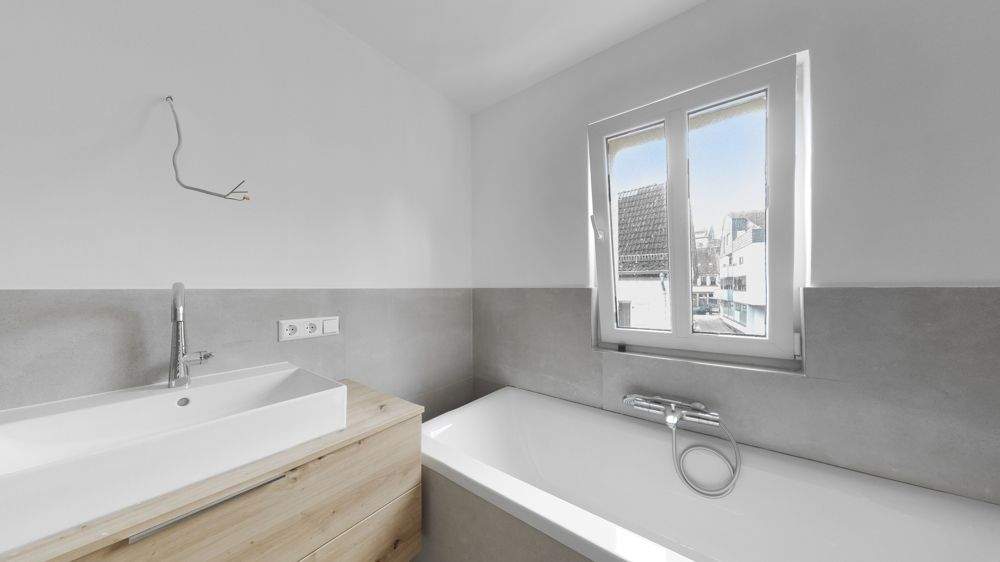 Ein echtes Schmuckstück: Renoviertes Stadthaus mit Charme 3 zimmer