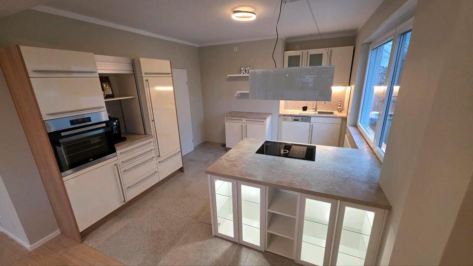 Dachgeschoßwohnung Kaiserslautern - 3.5 Zimmer, 111 m&sup2;, 1.380&euro; | Angebot:25223979