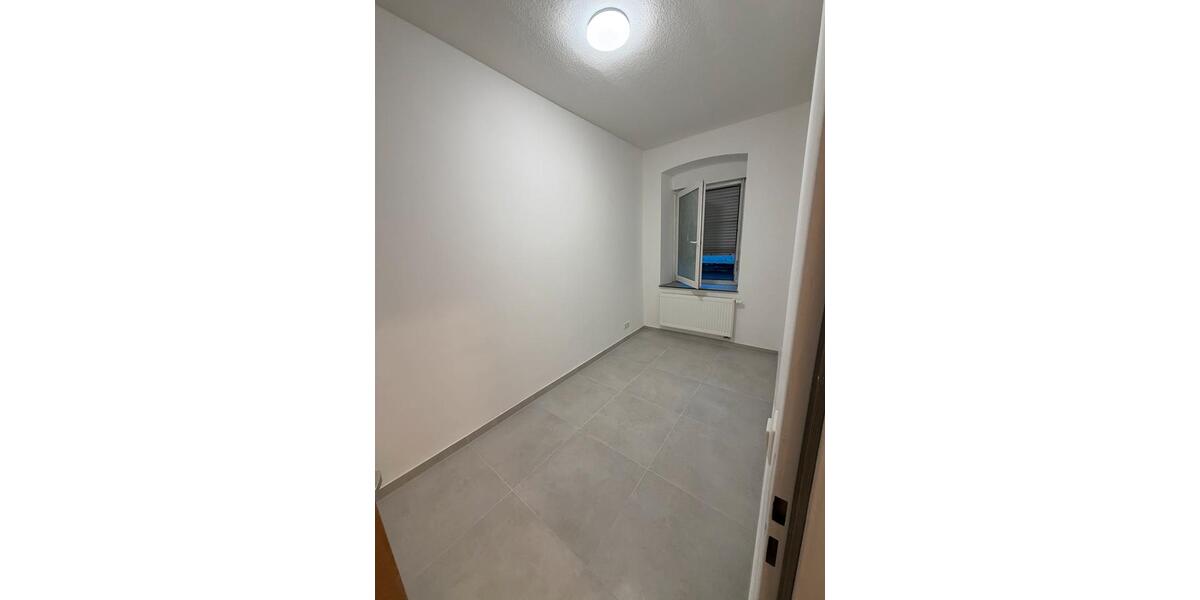 Hochparterre Neustadt an der Weinstraße Diedesfeld - 3 Zimmer, 56 m&sup2;, 160.000&euro; | Angebot:25907235