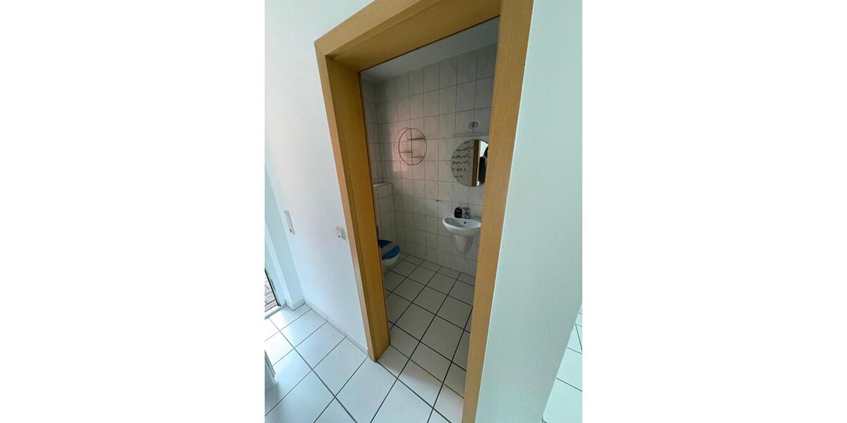 Terrassenwohnung Kaiserslautern Betzenberg - 4 Zimmer, 155 m&sup2;, 1.400&euro; | Angebot:25895057