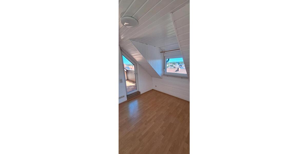 Dachgeschoßwohnung Schönenberg-Kübelberg Kübelberg - 2 Zimmer, 55 m&sup2;, 585&euro; | Angebot:26678191