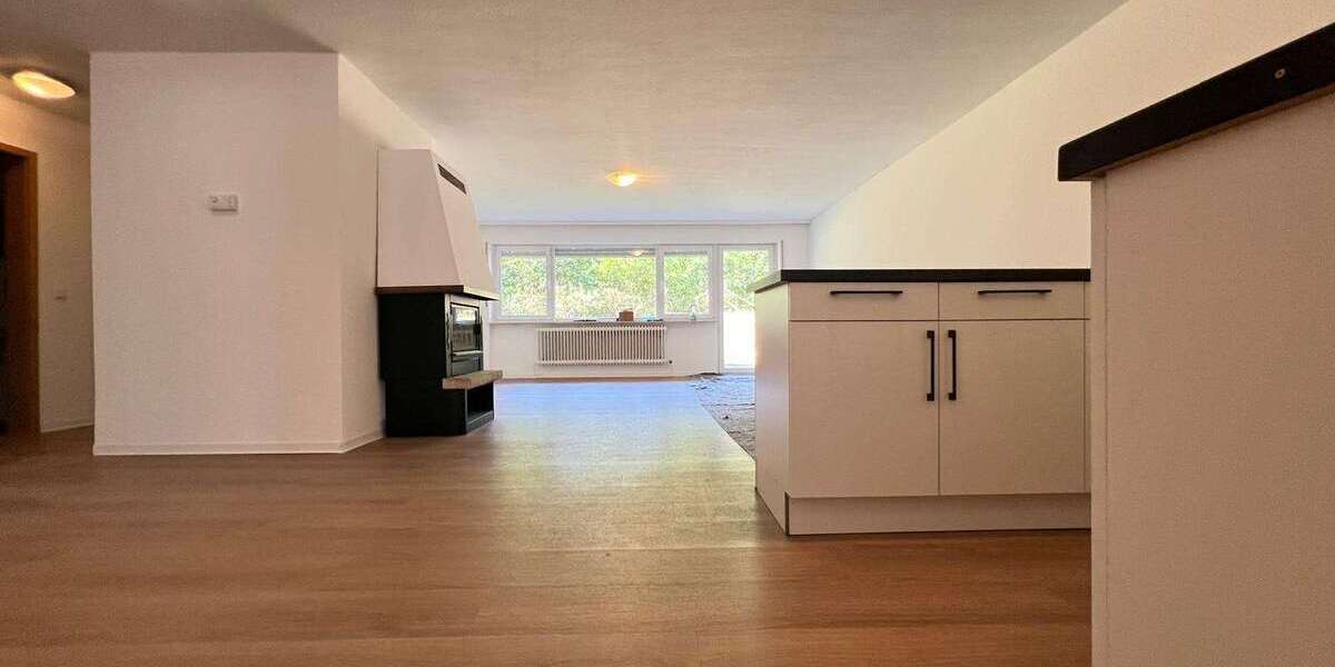 Etagenwohnung Landstuhl - 4 Zimmer, 110 m&sup2;, 1.250&euro; | Angebot:26977169