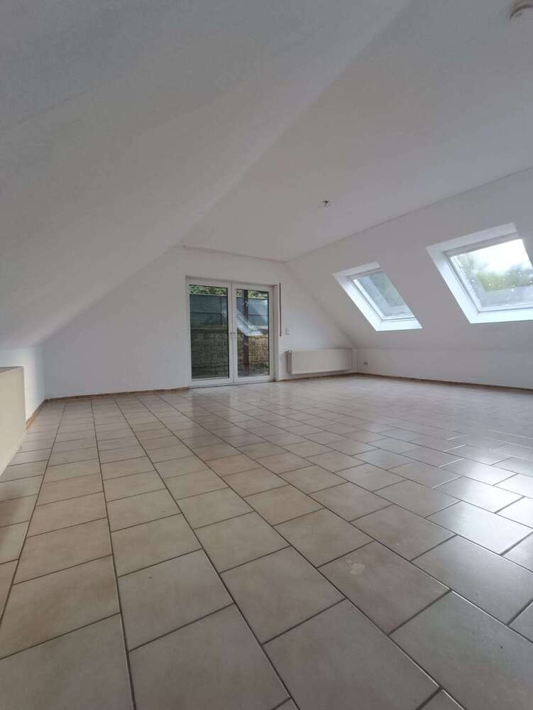 Wohnung zum Mieten in Wolfstein 690 € 106 m²
