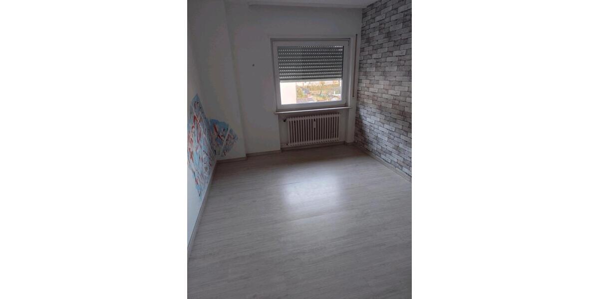 Etagenwohnung Hinterweidenthal - 1 Zimmer, 120 m&sup2;, 1.100&euro; | Angebot:27597087