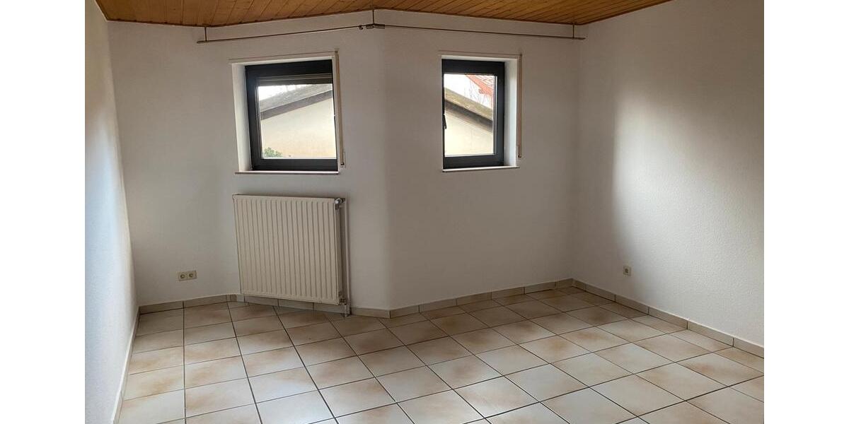 Erdgeschoßwohnung Otterberg - 4 Zimmer, 109 m&sup2;, 259.000&euro; | Angebot:27030677