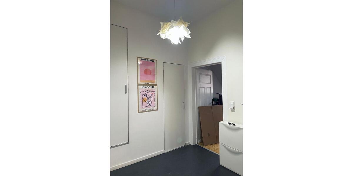Dachgeschoßwohnung Kaiserslautern Betzenberg - 4 Zimmer, 68 m&sup2;, 600&euro; | Angebot:26133155