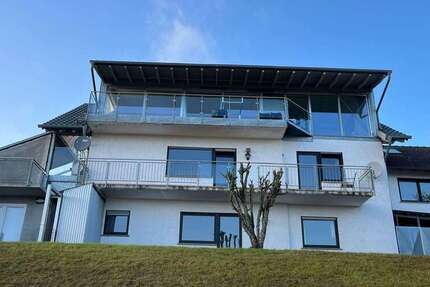 Haus Eulenbis - 4 Zimmer, 200 m&sup2;, 1.330&euro; | Angebot:24818872