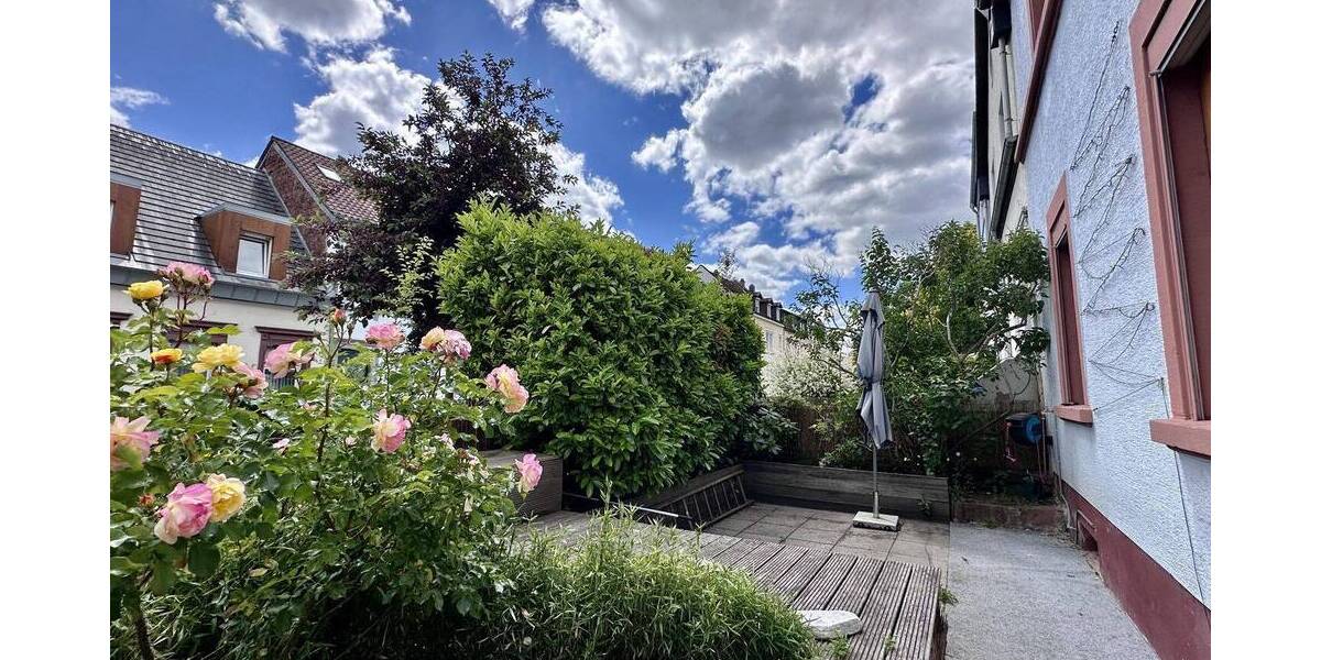 Mehrfamilienhaus, Wohnhaus Kaiserslautern Innenstadt - 7 Zimmer, 182 m&sup2;, 375.000&euro; | Angebot:26786844