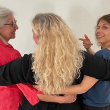 Freundinnen? Freundinnen! 01.02.2026 Theater in der Kurve