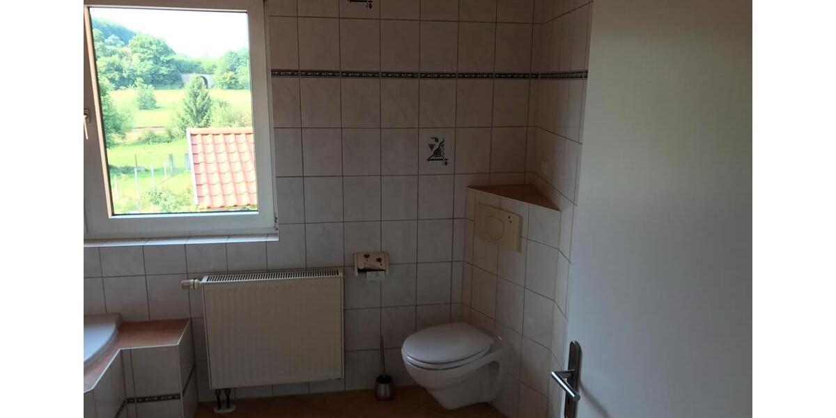 Erdgeschoßwohnung Steinwenden - 5 Zimmer, 128 m&sup2;, 1.250&euro; | Angebot:26356347