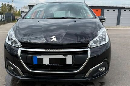 Peugeot 208 67.000 km 8.750 &euro; Kaiserslautern 67661