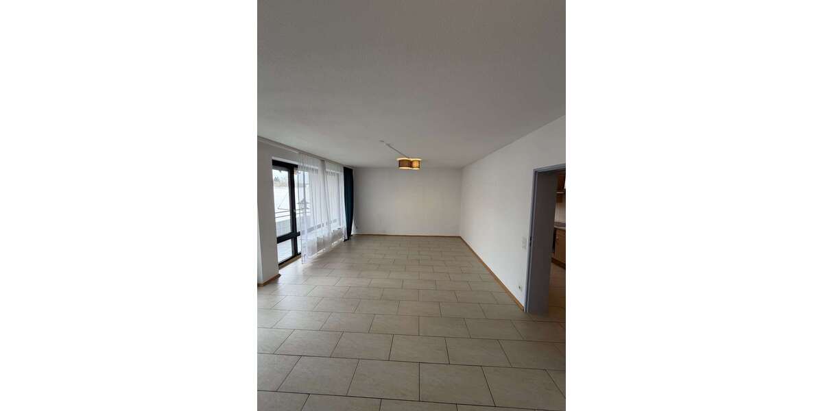 Etagenwohnung Landstuhl - 3 Zimmer, 91 m&sup2;, 728&euro; | Angebot:25174200