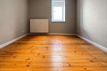 Wohnung zum Mieten in Kaiserslautern 990 € 100 m² 5 zimmer