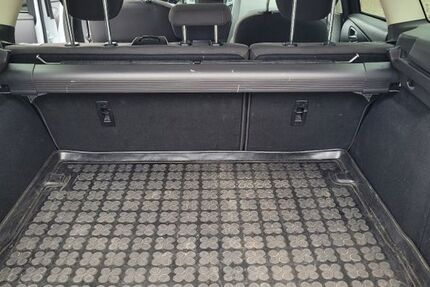 Ford Focus 131.800 km 8.500 &euro; Pirmasens 66953
