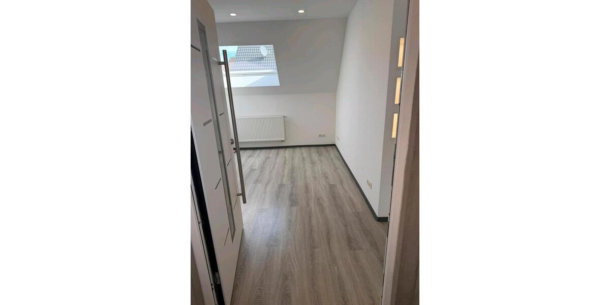 Etagenwohnung Kaiserslautern - 3 Zimmer, 70 m&sup2;, 600&euro; | Angebot:26455595