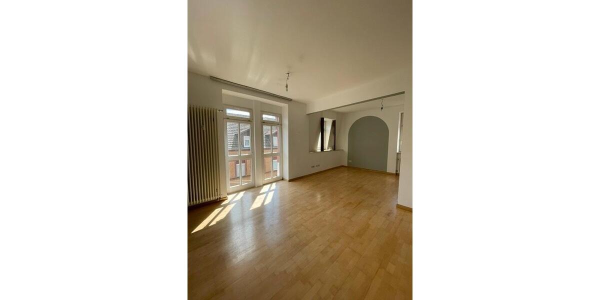 Etagenwohnung Kaiserslautern Betzenberg - 3 Zimmer, 73 m&sup2;, 1.000&euro; | Angebot:25987801