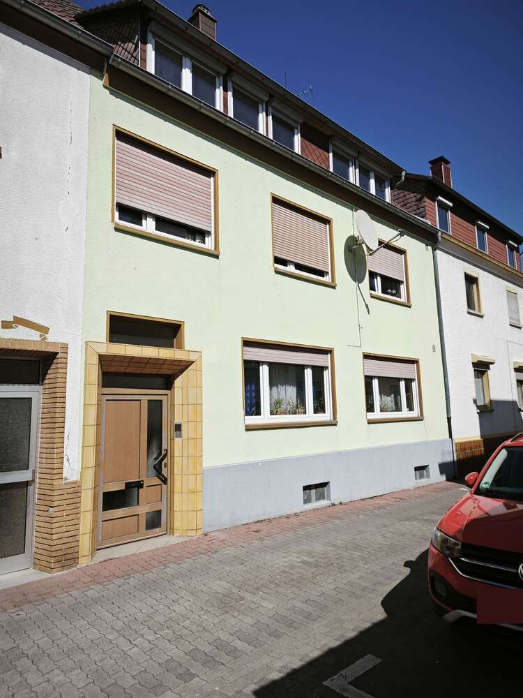 Wohnung zum Kaufen in Kaiserslautern 129.000 € 71 m²