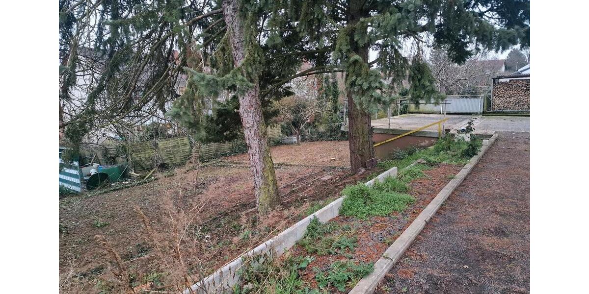 EG Wohnung 2 Garagen 4 Stellplätze Garten 3 zimmer