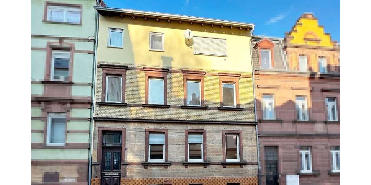 Haus zum Kaufen in Neustadt 398.000 € 184 m² 9 zimmer