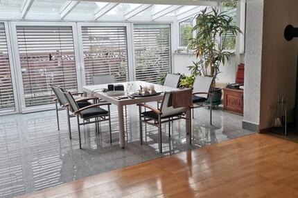 Haus Kaiserslautern Engelshof - 4 Zimmer, 180 m&sup2;, 1.950&euro; | Angebot:27663404