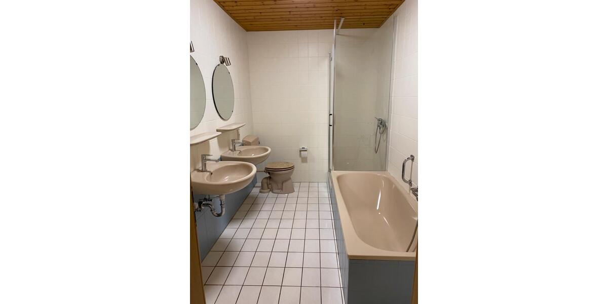 Erdgeschoßwohnung Otterberg - 4 Zimmer, 109 m&sup2;, 259.000&euro; | Angebot:27030677